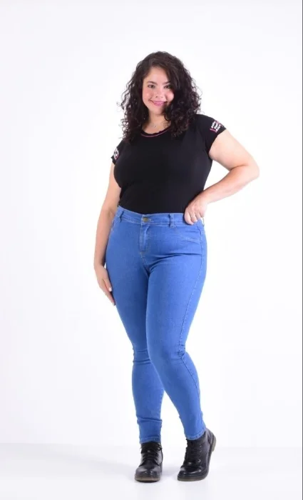 Jeans Chupin Celeste en Talle Especial