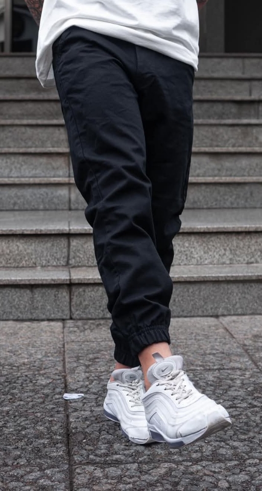 Joguers Negro Gabardina Rigida - Imagen 2