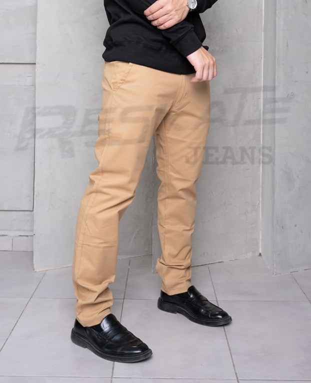 Pantalón Bolsillo Chino Talles Especiales Gabardina Elastizada - Imagen 2