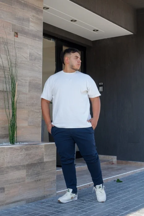 Pantalón Chino. Semi Chupin Azul Marino Elastizado