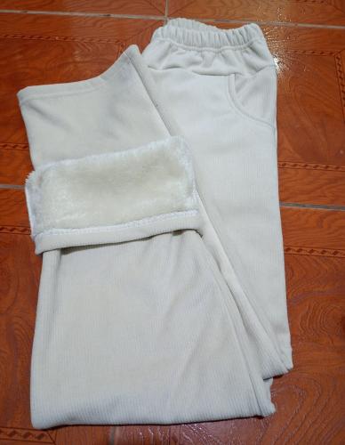 Pantalon con Piel