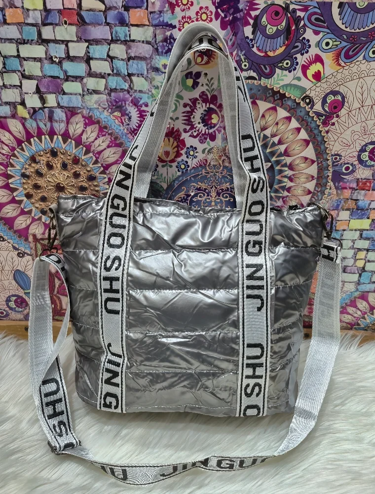 Ingreso un Nuevo Modelo de Bolso Puffer Rompeviento - Imagen 2