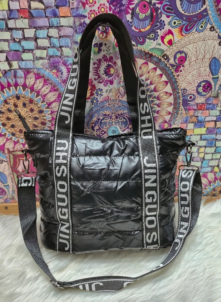 Ingreso un Nuevo Modelo de Bolso Puffer Rompeviento - Imagen 5