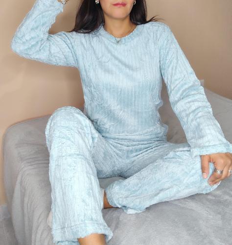 Conjunto Pijama Plush Lisas