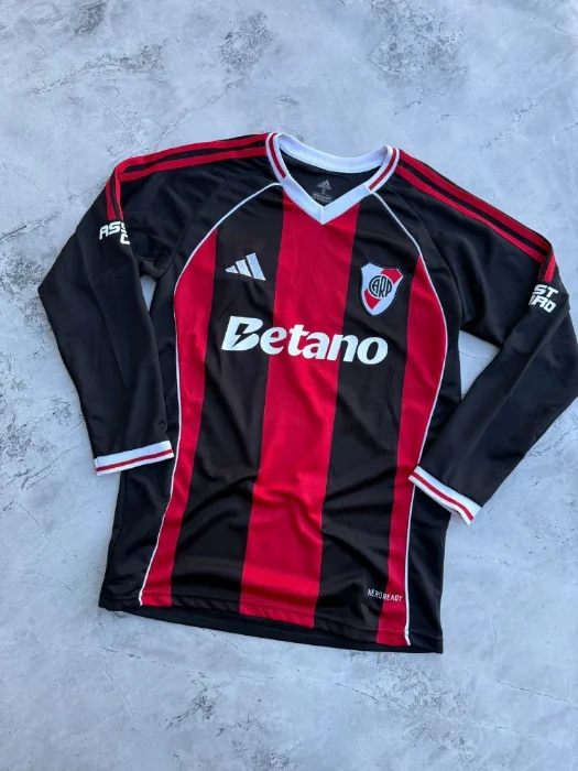 Camiseta River Manga Larga