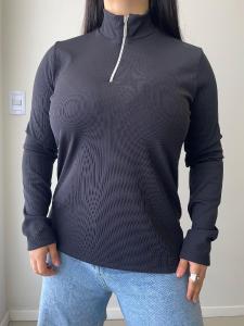 Remera con Cierre - Miniatura 5