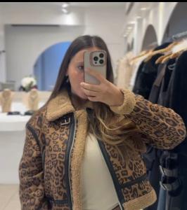 Campera Importado Animal Print con Corderito