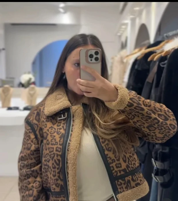 Campera Importado Animal Print con Corderito