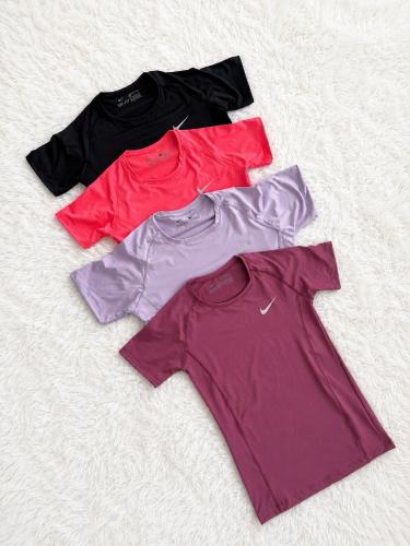 Remera Deportiva Nike
