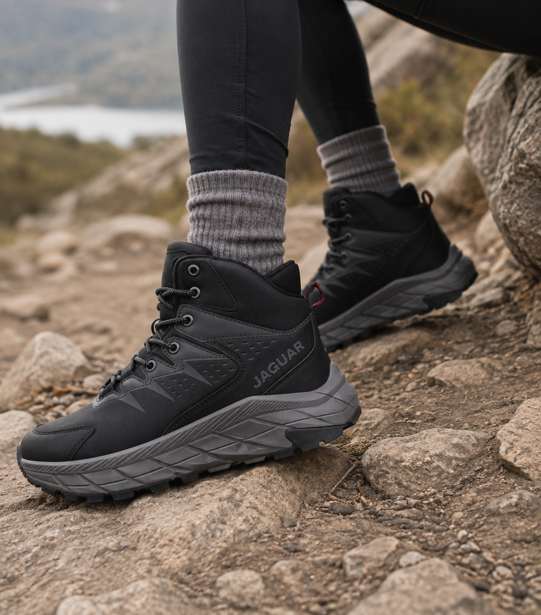 Borcego Jaguar Original Bota Trekking Art 3088 (36 al 40) - ChatGPT%20Image%2019%20ago%202026%2C%2009_56_09.png