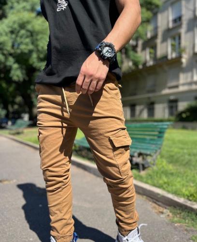 Jogging Gabardina Elastizada Cargo con Botones - Miniatura 2
