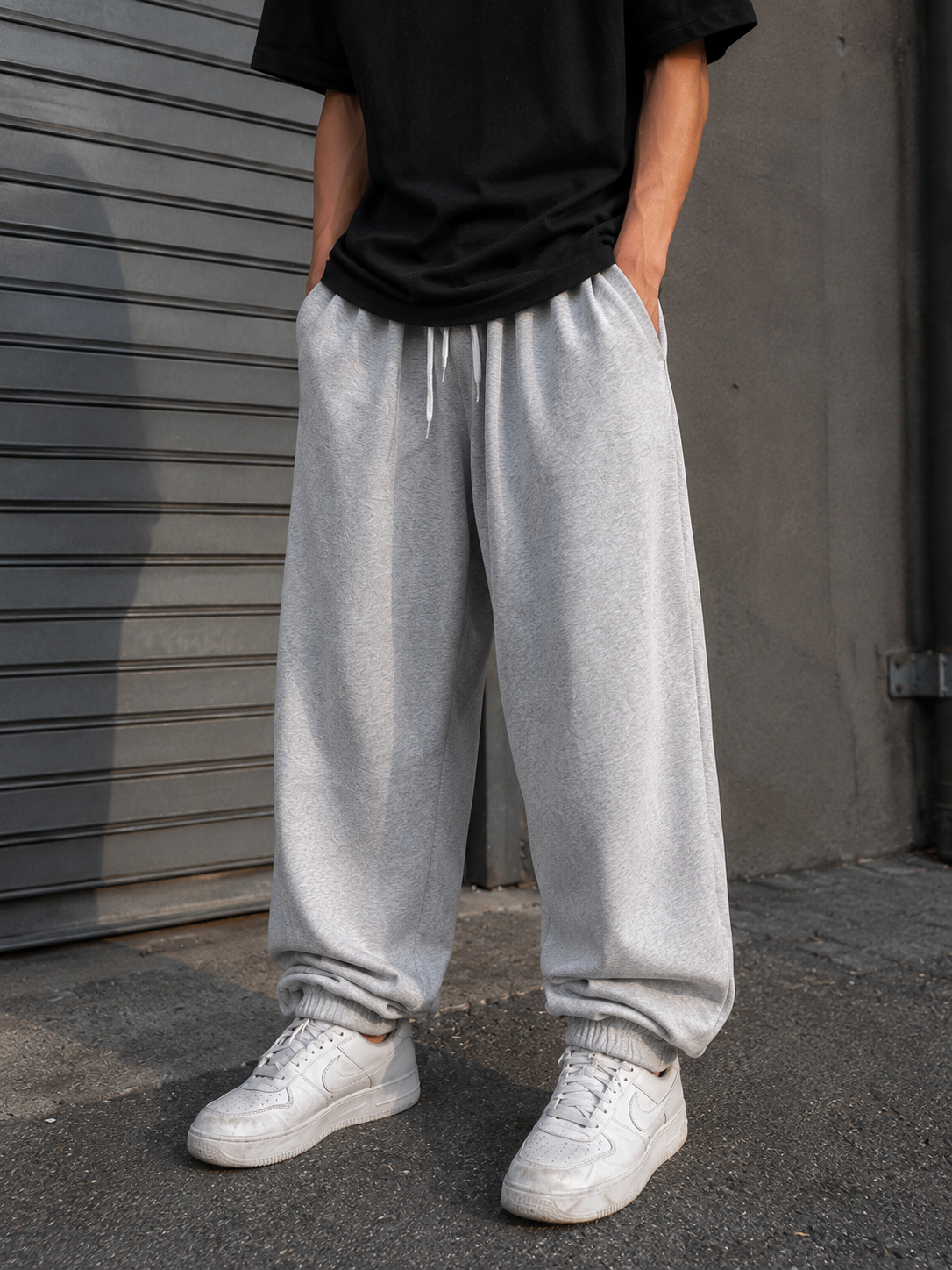 Joggers Frizado Rectos y con Puño con Cordon - ChatGPT%20Image%2010%20ago%202026%2C%2013_43_26.png