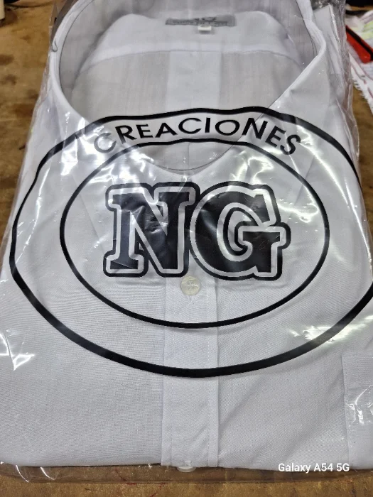 Camisas Uniformes