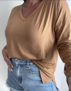 Camiseta en V - Miniatura 2
