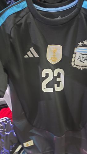 Camisetas de Equipo Bordado - Miniatura 3
