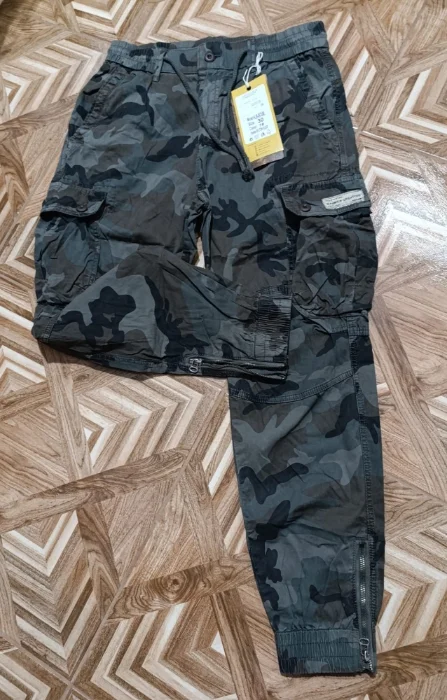 Pantalon Jogger Cargo Camuflado de Hombre