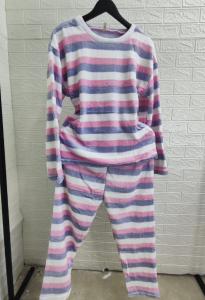 Conjunto Pijama Plush Importado - Miniatura 5
