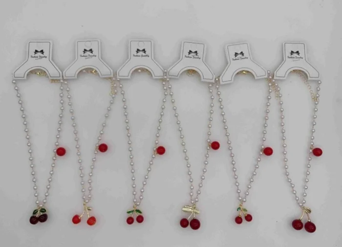 Collares de Perlas con Cereza