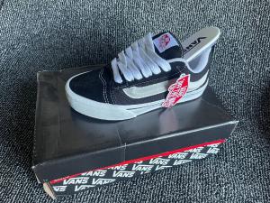 Vans Knu