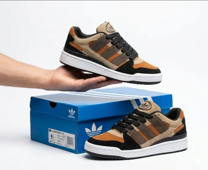 Adidasar
