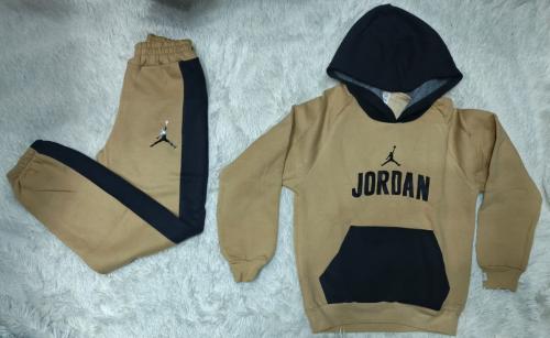 Conjunto Essential