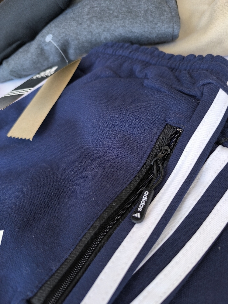 Jogger Adidas Frisado - Imagen 3