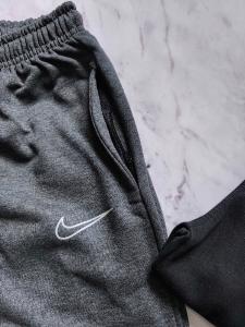 Jogger Nike sin Puño - Miniatura 3