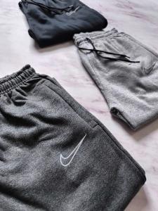Jogger Nike sin Puño - Miniatura 4