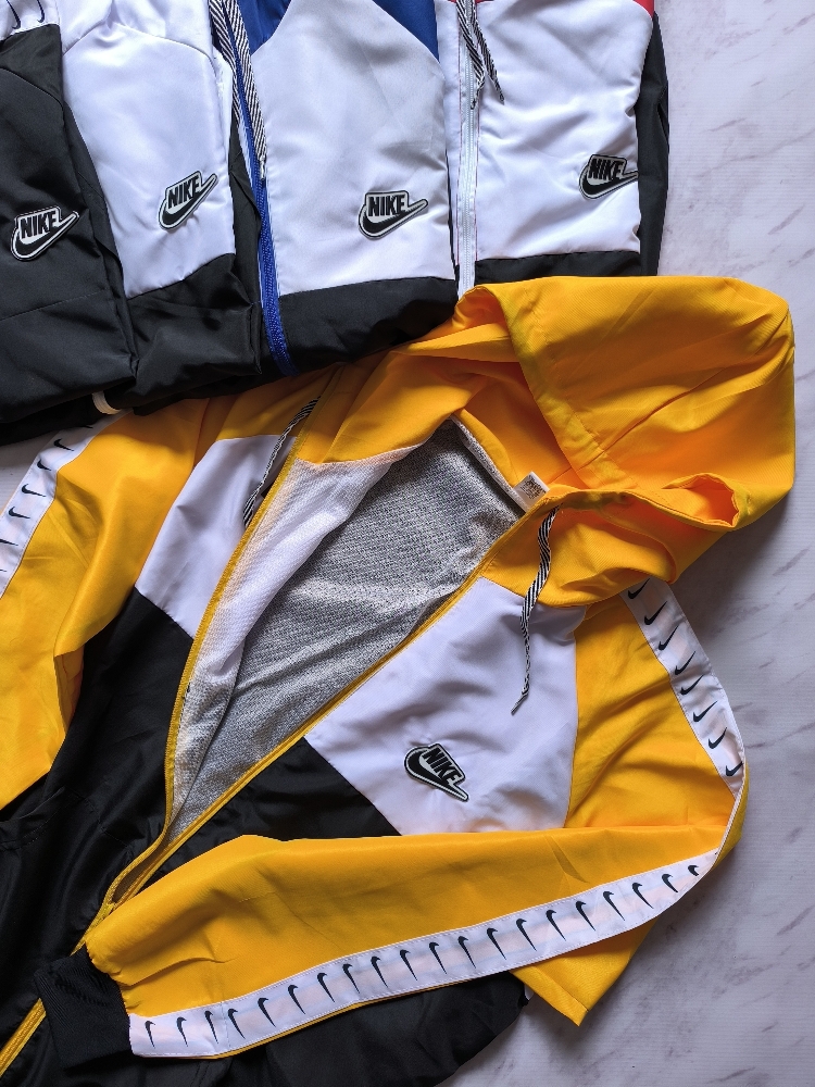Campera Rompeviento - Imagen 6