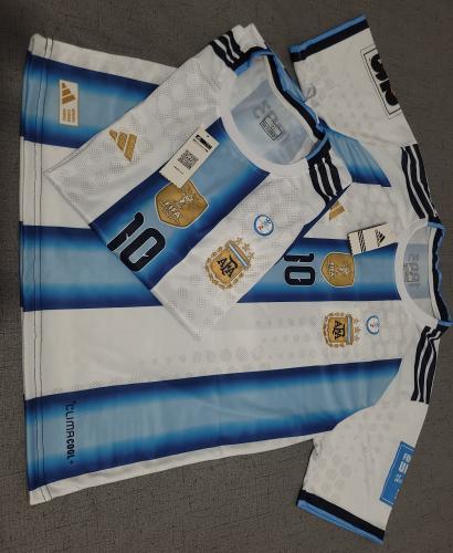 Remeras(especiales )bordadas - Miniatura 5