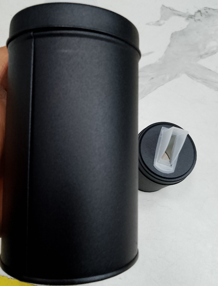 Set de Latas Texturizado Negro Yerbera y Azucarera - Imagen 3