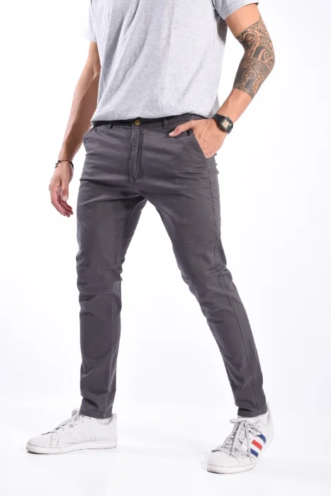 Jeans Elastizado Corte Chino Gris