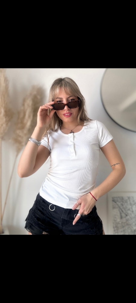 Remera Botón - Imagen 3