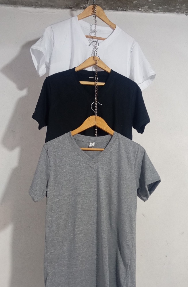 Remeras. Escote en V - Imagen 3
