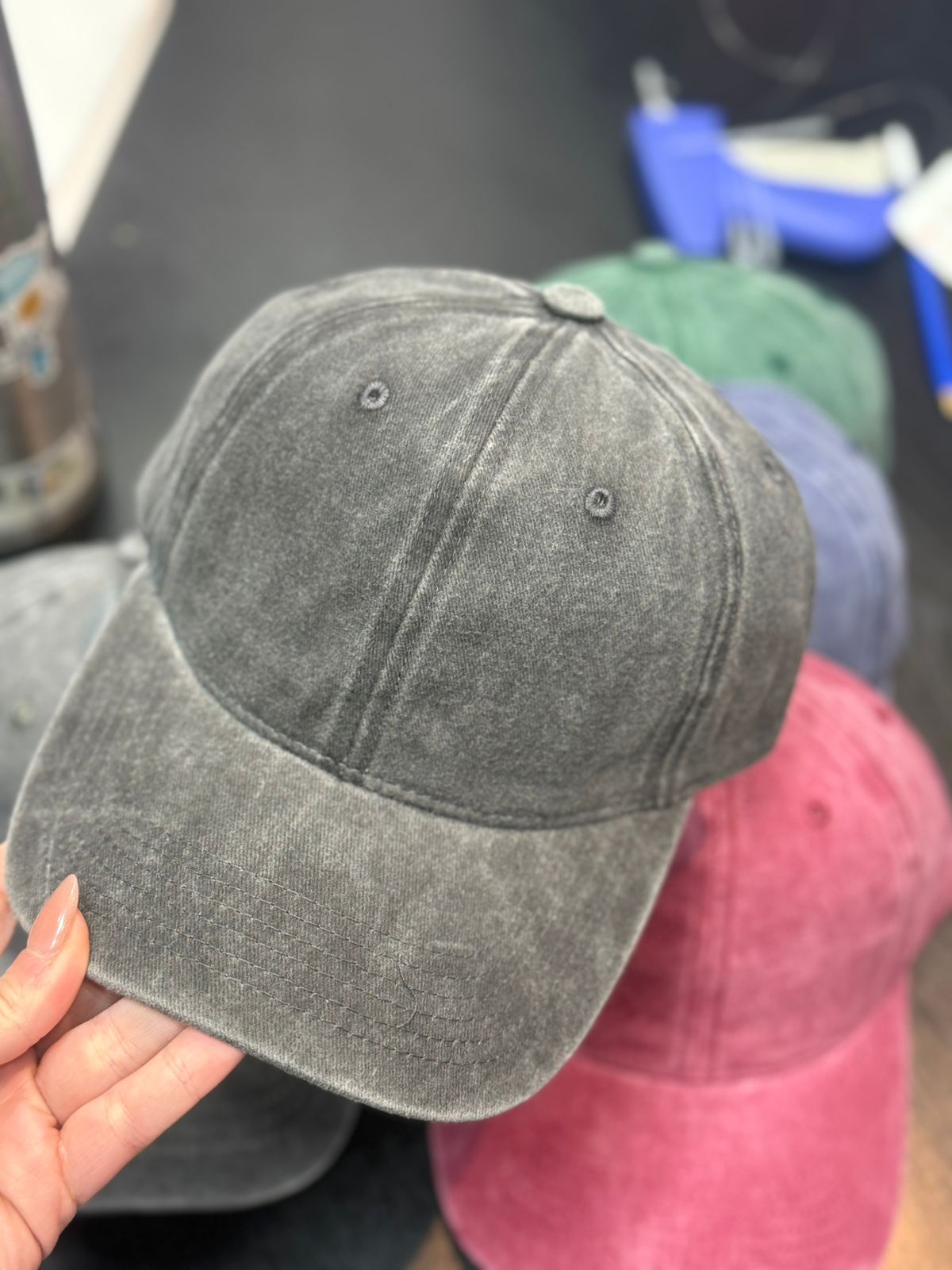 Gorras Vinatage Variedad de Colores Disponibles - WhatsApp%20Image%202025-07-26%20at%2009.55.08.jpeg