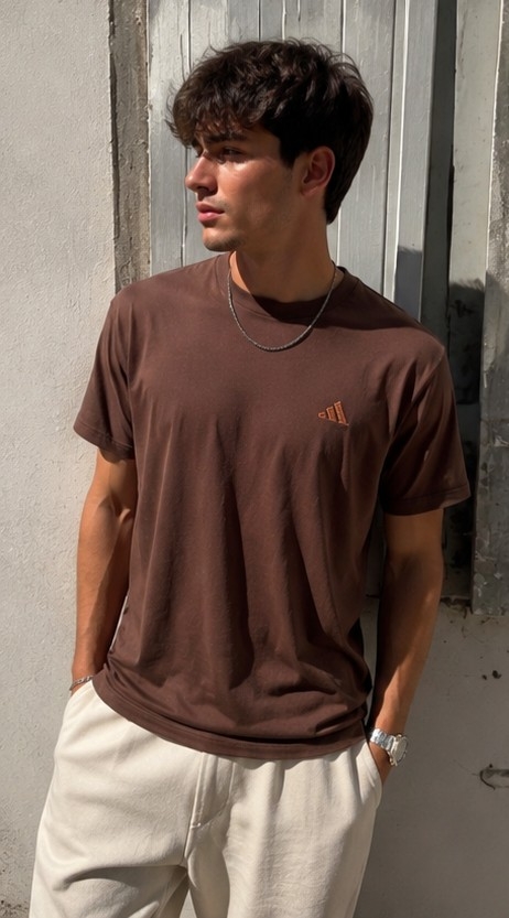 Remera Bordada Logo Premium - Imagen 2