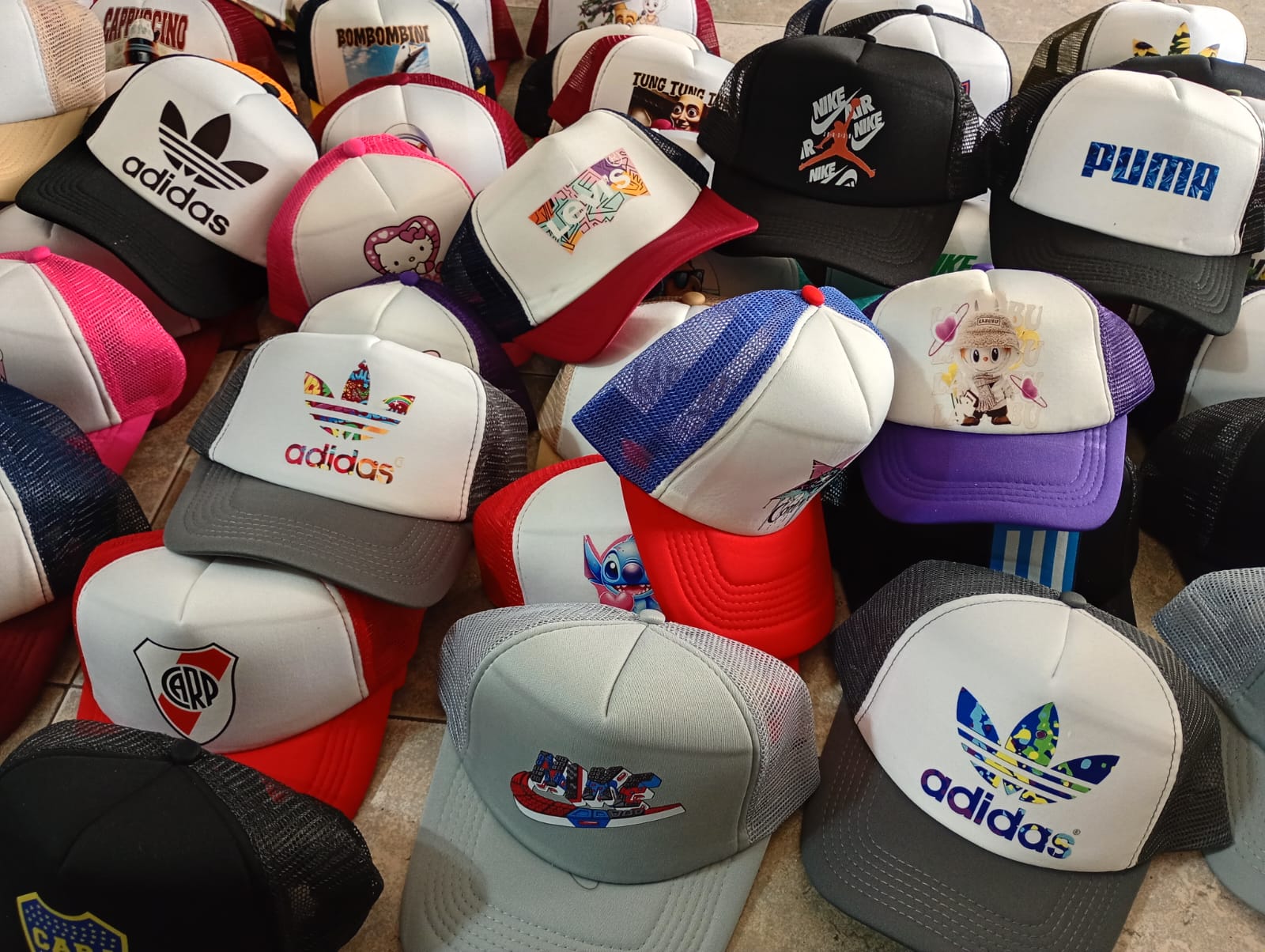 Gorras - WhatsApp%20Image%202025-09-07%20at%2013.11.14%20(1).jpeg