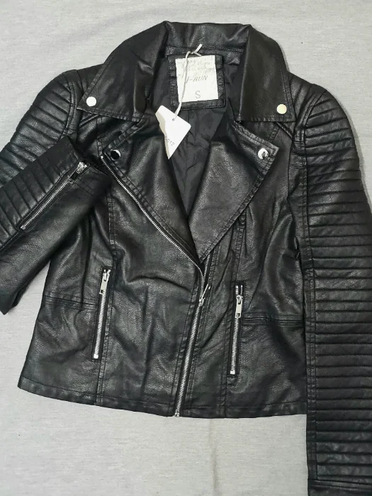 Campera Cruzada Simil Cuero