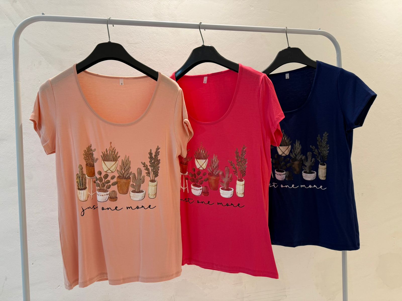Remera Maceta - WhatsApp%20Image%202025-08-06%20at%2010.46.42%20(1).jpeg