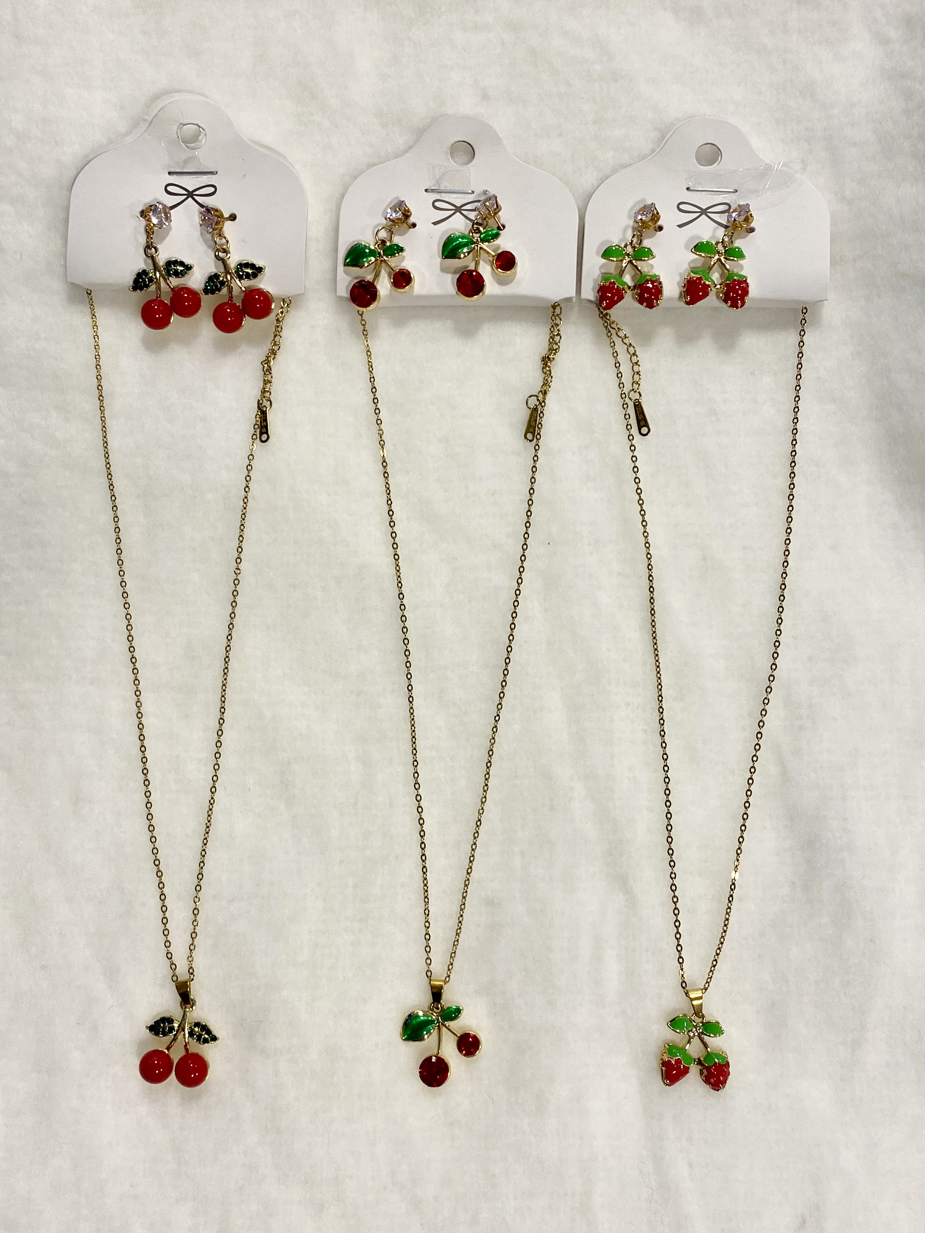 Conjunto Collar y Aros de Cereza Frutilla - IMG_4475.jpeg
