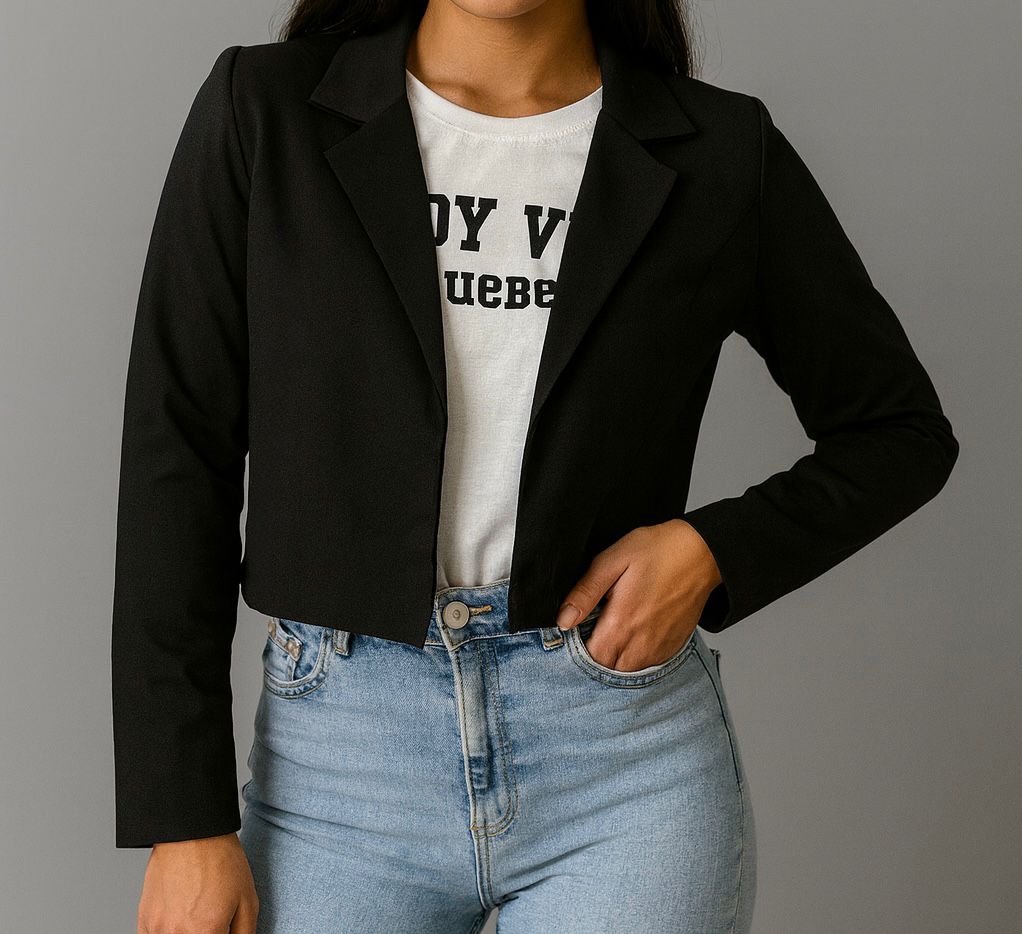 Blazer Corto - WhatsApp%20Image%202025-08-06%20at%209.12.46%20PM.jpeg