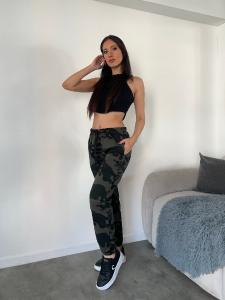 Jogger Batik y Camuflado Dama - Miniatura 2