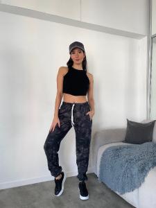 Jogger Batik y Camuflado Dama - Miniatura 3