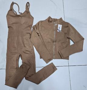 Catsuit y Camperas - Miniatura 3