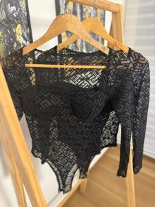 Body Microtul Estampado Caviar