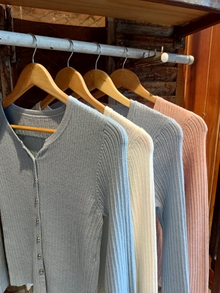 T054 Cardigan Saquito Botones - Imagen 2