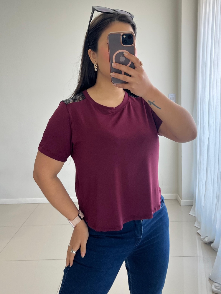 Remera con Encaje en Hombro de Modal Viscosa - Imagen 2
