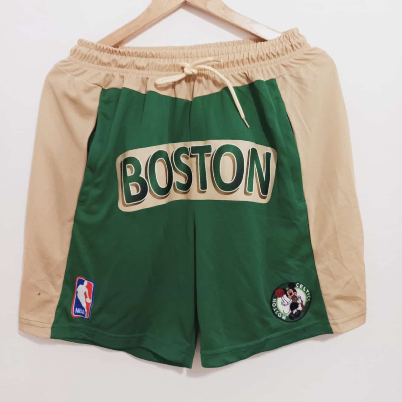 Short Nba Premium con Cierre - 138b9867-663c-4456-9bc2-f47fa0c5552e.jpeg