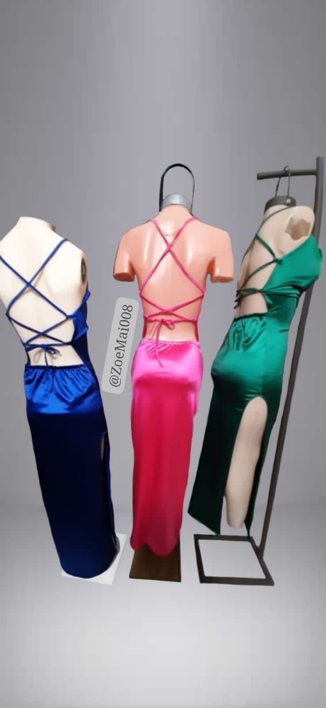 Vestido Largo Saten Regulable Corte en Pierna - Imagen 2