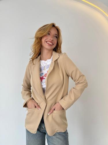 Blazer Boton Style